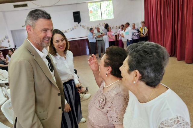 El Ayuntamiento de Caravaca clausura el programa 'Cercanos' tras nueve meses mejorando la calidad de vida de las personas mayores de pedanías El Ayuntamiento de Caravaca clausura el programa 'Cercanos' tras nueve meses mejorando la calidad de vida de las personas mayores de pedanías