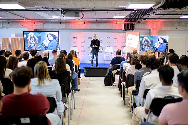 El Tour del talento en Murcia impulsa el bienestar emocional, la innovación y las vocaciones científicas entre los jóvenes El Tour del talento en Murcia impulsa el bienestar emocional, la innovación y las vocaciones científicas entre los jóvenes
