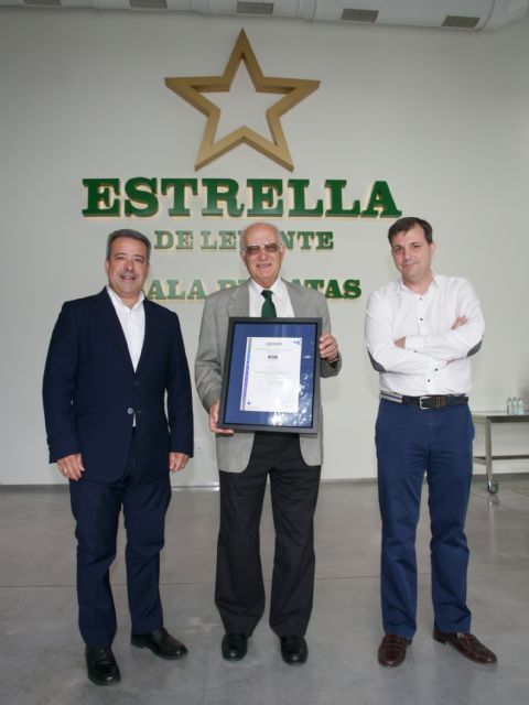 La fábrica de Estrella de Levante recibe el certificado 'Residuo Cero' de AENOR - 2, Foto 2