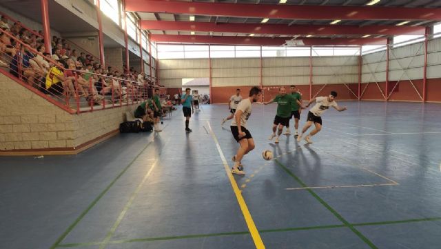 Aldea del Rey ha vivido un emocionante Maratón de Fútbol Sala con participantes de ámbito nacional donde el equipo 'Bar el Perchel' se hizo con el galardón de campeón - 1, Foto 1