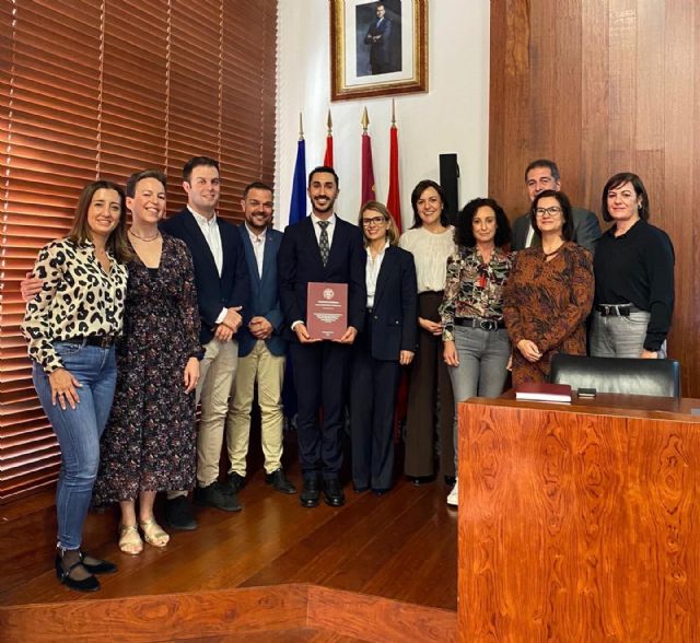 Un enfermero del Área IX, premiado por una investigación pionera sobre seguridad del paciente Un enfermero del Área IX, premiado por una investigación pionera sobre seguridad del paciente