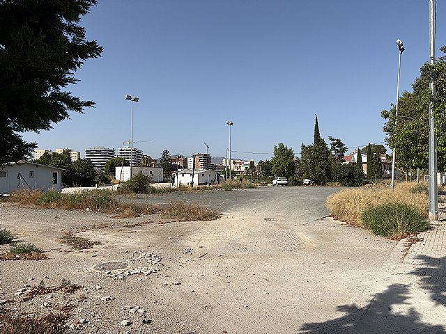 El PSOE solicita la rehabilitación integral y el vallado de la pista deportiva de Sutullena para dotar al barrio de San Fernando de un espacio digno para el deporte y el ocio juvenil El PSOE solicita la rehabilitación integral y el vallado de la pista deportiva de Sutullena para dotar al barrio de San Fernando de un espacio digno para el deporte y el ocio juvenil