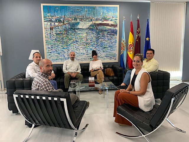 Los profesionales del turismo de la Región estrechan lazos con el ayuntamiento de San Javier para sacar adelante nuevas propuestas dinamizadoras del turismo - 1, Foto 1