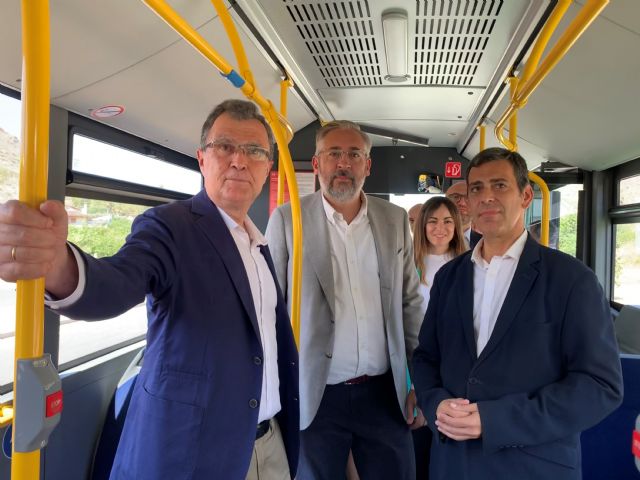 La Comunidad y los ayuntamientos de Murcia y Santomera alcanzan un acuerdo en tiempo récord para mejorar el transporte público - 1, Foto 1