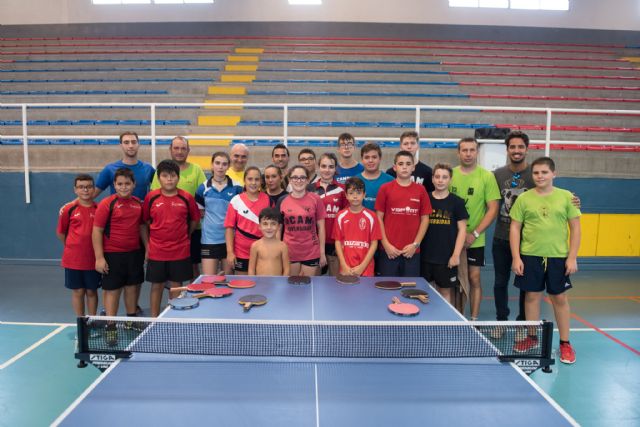 22 jugadores participan en la II concentración de tenis de mesa de Mazarrón - 1, Foto 1