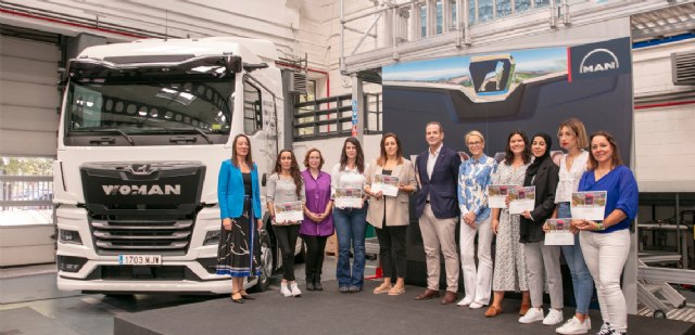 WoMAN 2023: 10 becas formativas a mujeres para conducir un camión como profesionales del transporte - 1, Foto 1