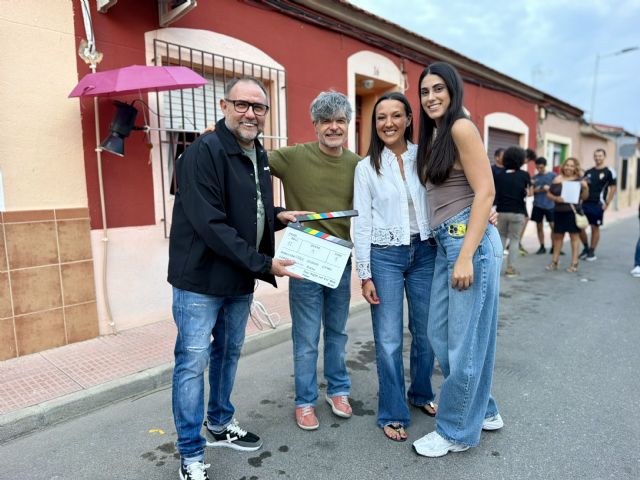 La consejera de Cultura visita en Las Torres de Cotillas el rodaje del cortometraje ´La piel en blanco´ La consejera de Cultura visita en Las Torres de Cotillas el rodaje del cortometraje ´La piel en blanco´
