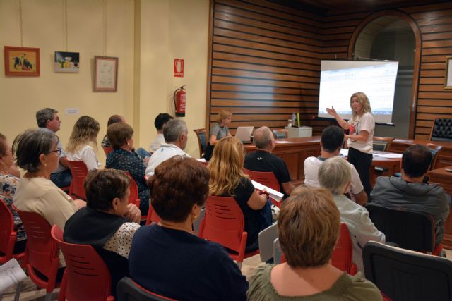 Masiva asistencia de camperos a la Asamblea Vecinal convocada por la alcaldesa - 2, Foto 2