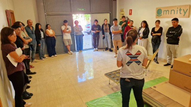 Los alumnos-trabajadores del Programa Mixto de Empleo y Formación de “Operaciones Auxiliares de Servicios Administrativos y Generales” conocen los recursos sociolaborales municipales - 3, Foto 3