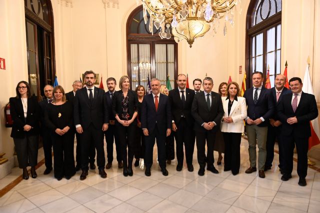 El Ejecutivo regional lamenta que el Gobierno central siga sin poner fecha a la Conferencia de Presidentes - 2, Foto 2