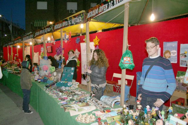 La Concejalía de Juventud convoca a los participantes en el IV Mercado Joven de Navidad - 1, Foto 1