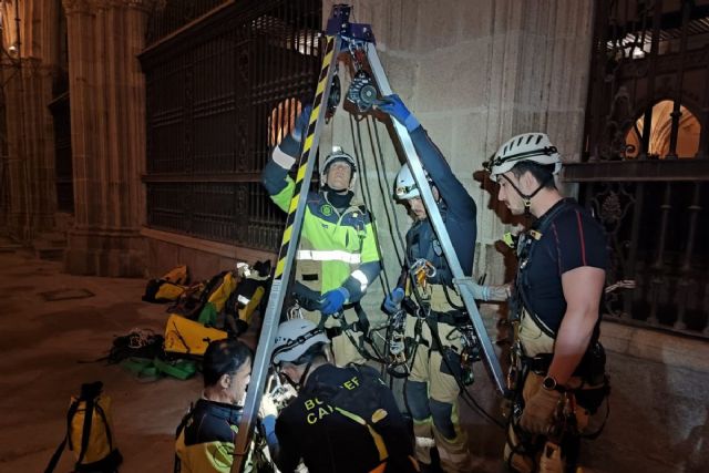 Bomberos de Cartagena participan junto a equipos de toda EspaXa en unas jornadas para formarse en rescates - 1, Foto 1