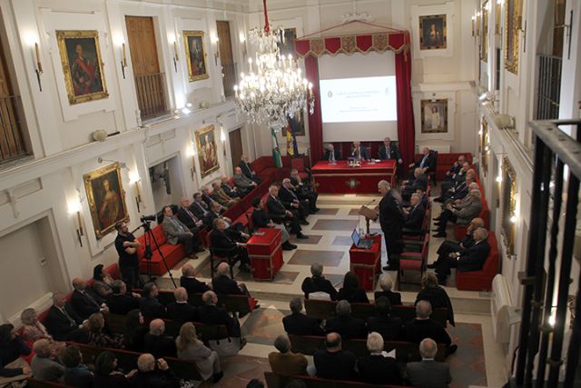 Conexión entre Fe y Ciencia: Nuevo Enfoque sobre la Pasión de Cristo en Sevilla - 1, Foto 1