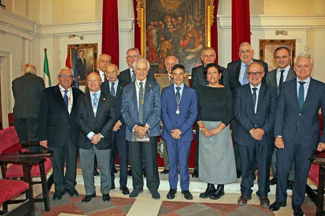 Conexión entre Fe y Ciencia: Nuevo Enfoque sobre la Pasión de Cristo en Sevilla - 2, Foto 2