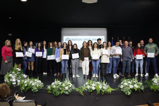 San Pedro del Pinatar reconoce el esfuerzo y la constancia de 24 deportistas y alumnos excelentes - 1, Foto 1