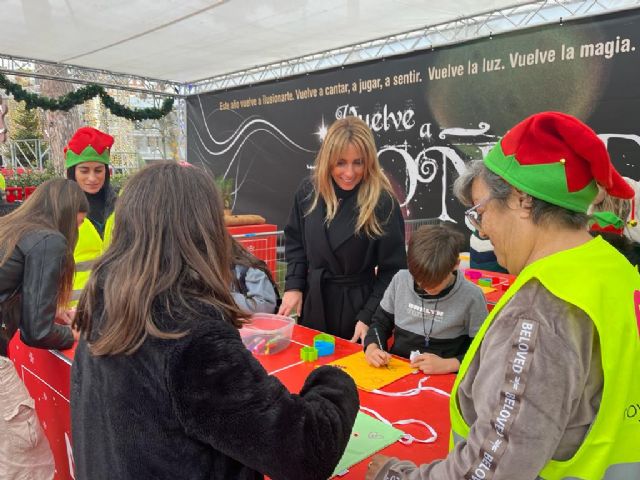 Más de 1.500 niños pasan por los talleres de Proyecto Abraham en el Árbol de Navidad - 4, Foto 4