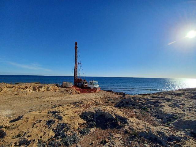 La Comunidad avanza en el bombeo de agua a las Salinas del Rasall de Calblanque - 1, Foto 1