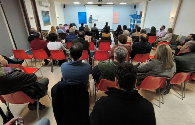 El astrofísico y astrobiólogo Enrique Solano explica que la Ciencia y la Fe son complementarias porque llegan a la misma conclusión - 4, Foto 4