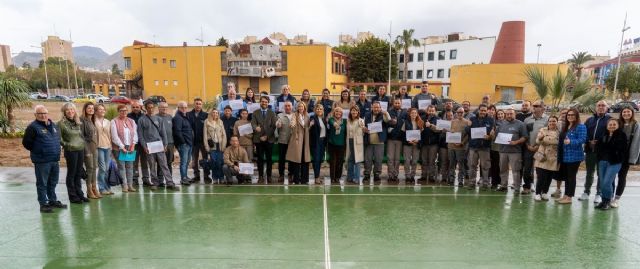 40 desempleados de Cartagena rehabilitan varios espacios públicos de la ciudad - 1, Foto 1