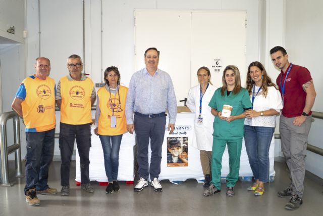 MARNYS recauda más de 1.600 litros de leche para la campaña solidaria ´Píntale un bigote de leche´ - 2, Foto 2