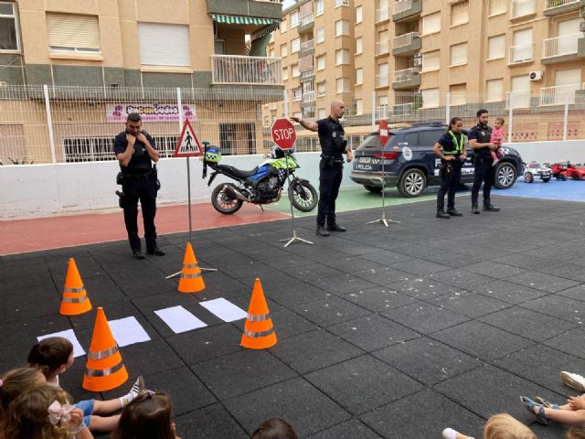 Policía Local desarrolla una jornada de educación vial con los peques del CAI Teresa Rabal - 2, Foto 2