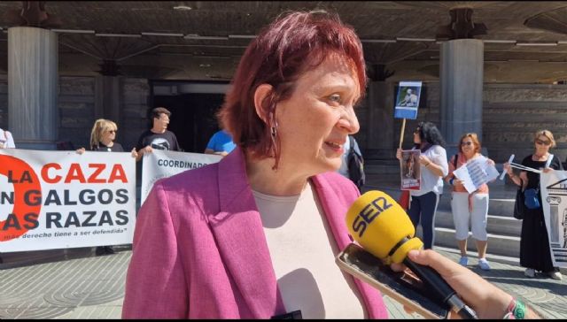 María Marín denuncia en la Asamblea el pacto de la escopeta entre Vox y PP para fomentar la caza entre los niños - 1, Foto 1