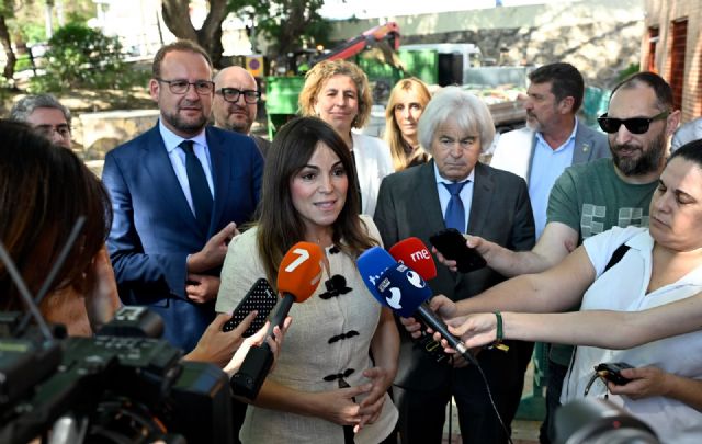 El Ayuntamiento renovará el firme de la Vereda de Cayuelas en El Esparragal con una inversión superior a los 223.000 euros El Ayuntamiento renovará el firme de la Vereda de Cayuelas en El Esparragal con una inversión superior a los 223.000 euros