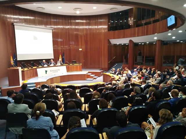 Comunicación en salud, jornada formativa de la Fundación Economía y Salud en los Cursos de Verano de la UCM de El Escorial el 10 de julio - 3, Foto 3