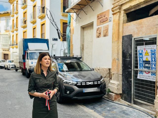 El Ayuntamiento de Lorca exige la retirada de los escudos ideológicos de la fachada del futuro Palacio de Justicia antes de su puesta en marcha El Ayuntamiento de Lorca exige la retirada de los escudos ideológicos de la fachada del futuro Palacio de Justicia antes de su puesta en marcha
