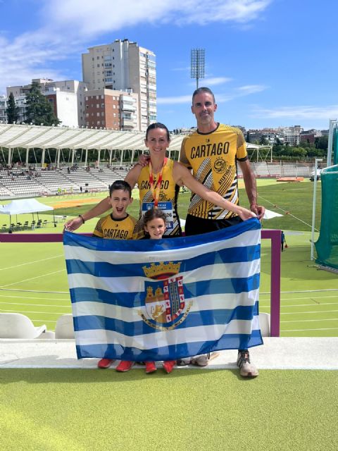 Nuestro atletismo Máster vuelve a lucirse Nuestro atletismo Máster vuelve a lucirse