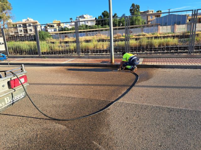 Continúan los trabajos de limpieza de imbornales en previsión de lluvias - 1, Foto 1