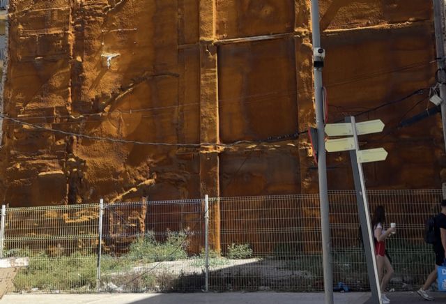 Jesús Giménez (MC) da un ultimátum al PP para que exija la construcción en los solares del centro - 1, Foto 1