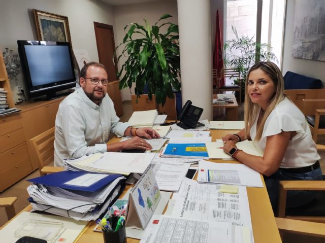 José Guillén y la presidenta de la Junta Municipal planifican nuevas actuaciones en Cabezo de Torres - 1, Foto 1