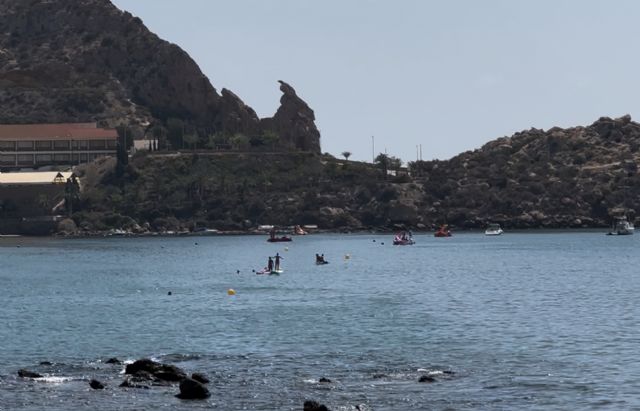 García: El PSOE vuelve a olvidarse de instalar los canales de nado en las playas de Águilas - 1, Foto 1