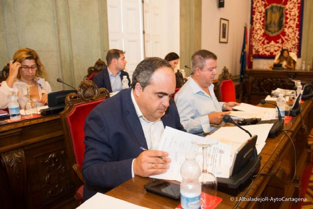 Una mesa de trabajo estudiará la bajada en el precio del agua que se hará efectiva a principios de año - 2, Foto 2