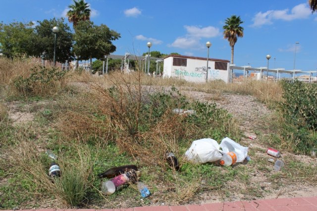 Un bando de la Alcaldía insta a la limpieza y mantenimiento de los solares urbanos privados del casco urbano, El Paretón y la urbanización “La Charca”, Foto 5
