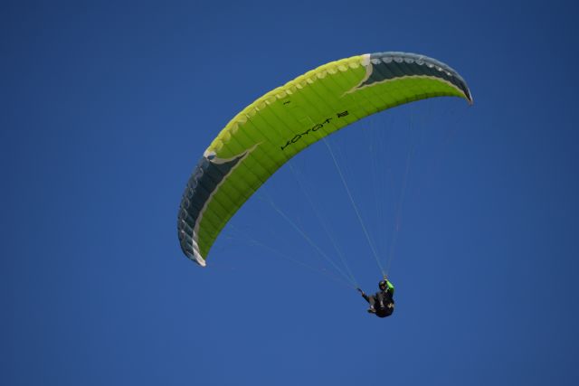 Gran jornada de parapente con pilotos superando los 2.000 metros de altura y las tres horas de permanencia en el aire - 4, Foto 4