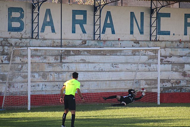 Los Alfareros caen en tierras abaraneras tras un polémico penalti y un campo en malas condiciones, Foto 3