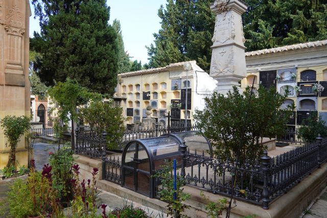 El Cementerio Municipal está listo para la celebración del Día de Todos los Santos - 4, Foto 4