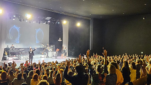 Éxito de Mastodonte en el Teatro de Invierno - 1, Foto 1