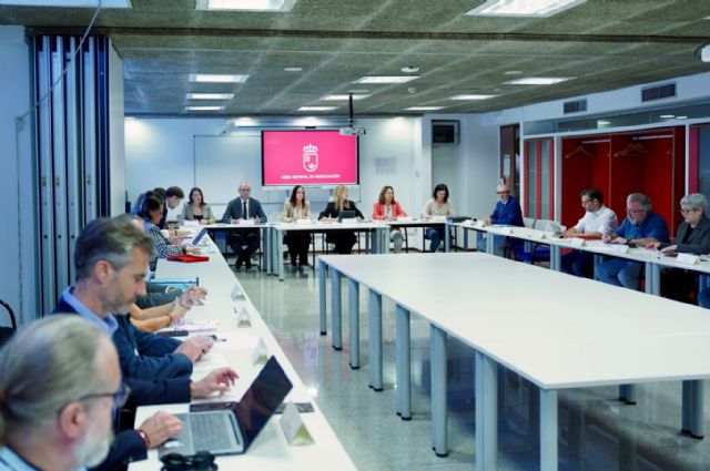 La Mesa General acuerda mejoras en el sistema sanitario para contar con más profesionales y reducir las listas de espera La Mesa General acuerda mejoras en el sistema sanitario para contar con más profesionales y reducir las listas de espera