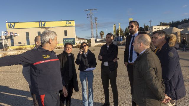 Comunidad Autónoma y Ayuntamiento avanzan en los trámites previos a la construcción del nuevo Parque Comarcal de Bomberos de Caravaca - 1, Foto 1