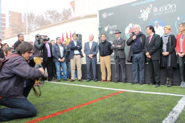 Vicente del Bosque inaugura las nuevas pistas de la UPCT en la Casa de la Juventud - 2, Foto 2