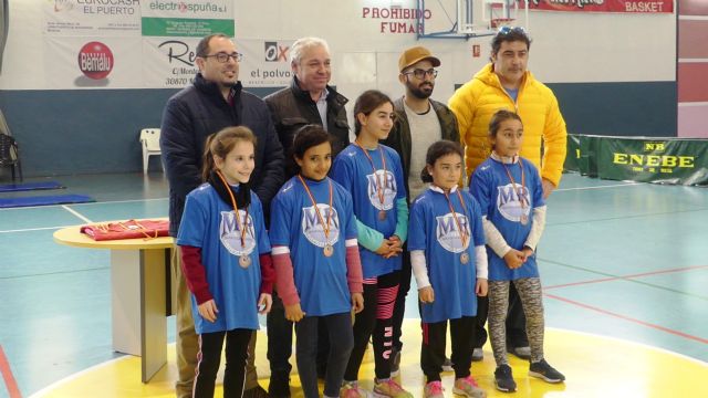 Los colegios Ginés García y Francisco Caparrós se imponen en la jornada benjamín de Jugando al atletismo - 2, Foto 2