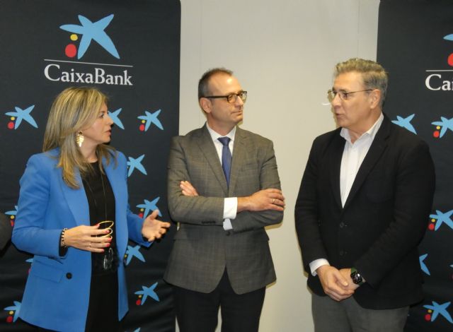 CaixaBank Dualiza y la Consejería de Educación del Gobierno refuerzan su colaboración para impulsar la FP en la Región de Murcia - 1, Foto 1