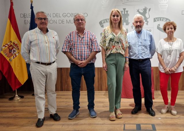 La delegada del Gobierno propondrá a ADIF la apertura de una oficina informativa de atención al ciudadano en Lorca - 2, Foto 2