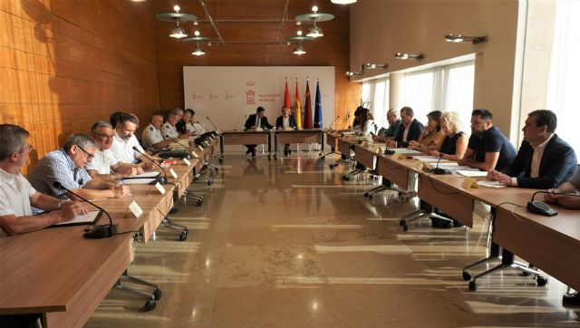 La Delegación del Gobierno organiza un dispositivo con mil agentes de Policía Nacional y Guardia Civil para garantizar la seguridad ciudadana durante la Feria de Murcia 2023 - 1, Foto 1