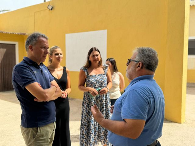 El alcalde distingue la labor de la Asociación El Buen Camino por sus casi 30 años de prestación de servicio a personas desfavorecidas - 1, Foto 1