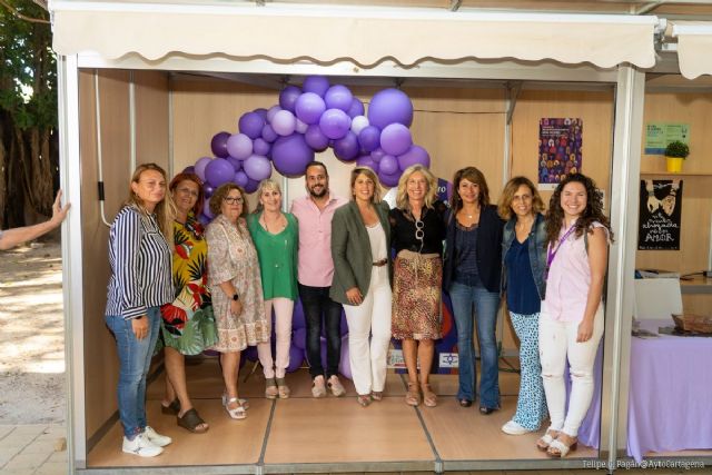 La alcaldesa anima a las mujeres jóvenes al asociacionismo para mantener viva la lucha por la igualdad - 1, Foto 1