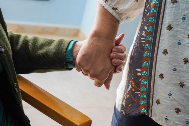 Acompañar y cuidar a la persona hasta sus últimos días - 1, Foto 1